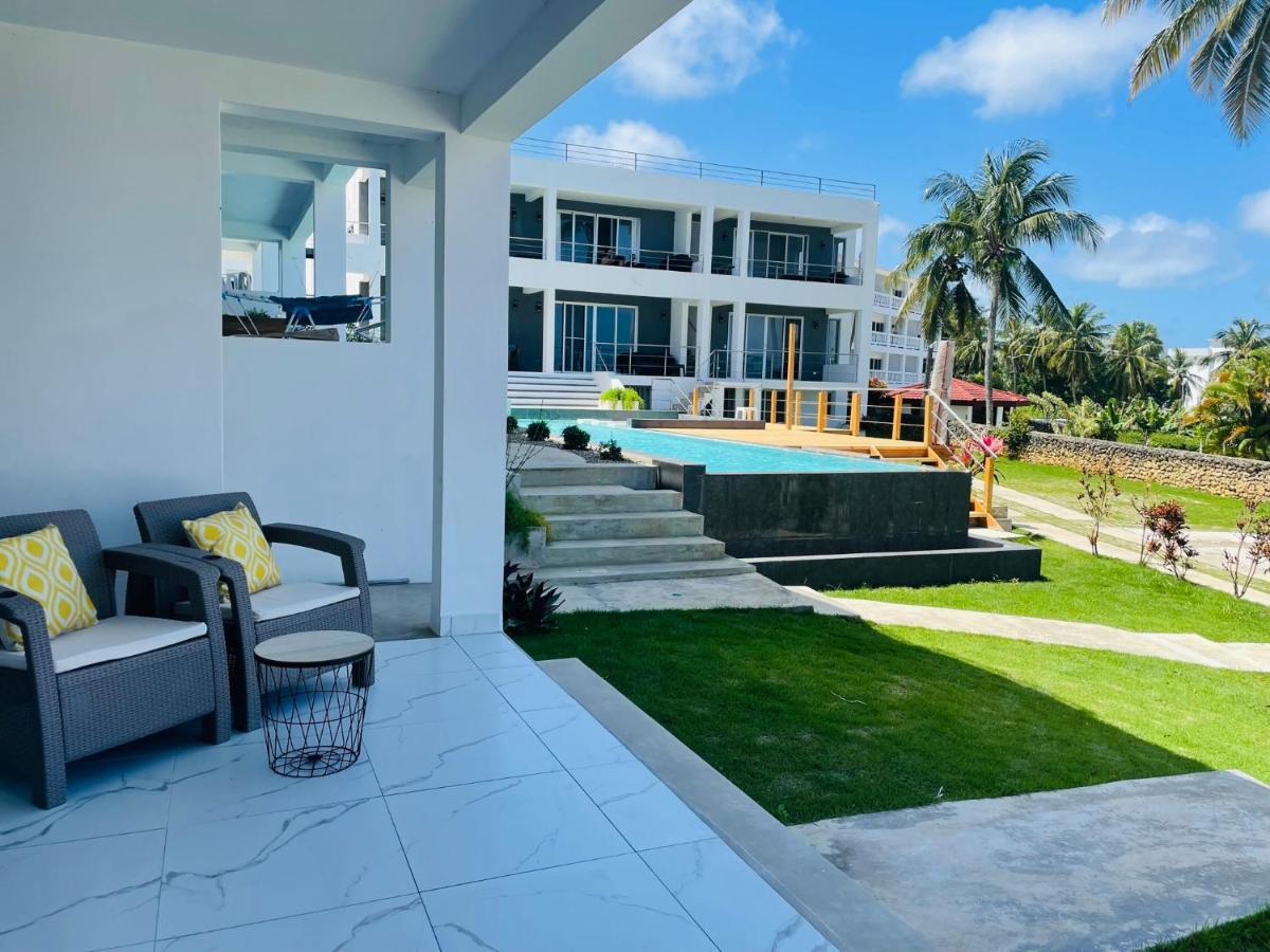 Viue Encuentro, Infinity Pool And A/C Apartment Cabarete Exterior photo